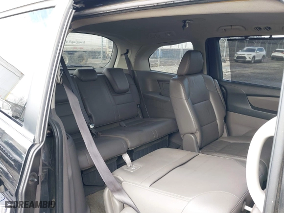 2011 Honda Odyssey EX-L with VIN 5FNRL5H62BB069118, listed as a IAAI auction lot 41808017 with 138,271 mi miles. Bid and sale history available at carsss.com. Image 8.