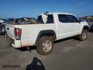 2020 Toyota Tacoma 4WD SR5 with VIN 3TMCZ5AN1LM320696, listed as a Copart auction lot 47607955 with 28,957 mi miles and Clean Title. Bid and sale history available at carsss.com. Image 3.