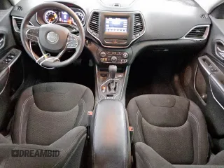 2019 Jeep Cherokee Latitude with VIN 1C4PJLCX4KD145964, listed as a Copart auction lot 55045555 with 100,821 mi miles and Clean title. Bid and sale history available at DreamBid. Image 8.
