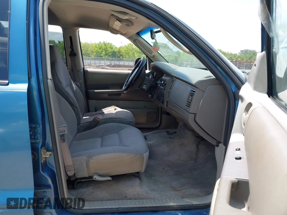 2003 Dodge Durango Sport with VIN 1D4HS38N53F550619, listed as a IAAI auction lot 42822205 with 196,809 mi miles and . Bid and sale history available at DreamBid. Image 5.