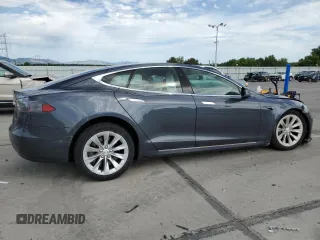 2017 Tesla Model S 100D z VIN 5YJSA1E25HF187898, wystawiony jako Copart lot #60829025 z przebiegiem 82 823 mil mil oraz Szkoda całkowita • Salvage title. Historia ofert i sprzedaży dostępna na DreamBid. Obrazek 3.