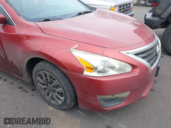 2014 Nissan Altima 2.5 with VIN 1N4AL3APXEC423513, listed as a IAAI auction lot 41418175 with 184,876 mi miles. Bid and sale history available at carsss.com. Image 15.