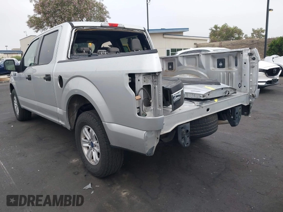 2015 Ford F-150 XL z VIN 1FTEW1CF1FKD98441, wystawiony jako IAAI lot #42397780 z przebiegiem 145 108 mil mil oraz . Historia ofert i sprzedaży dostępna na DreamBid. Obrazek 3.