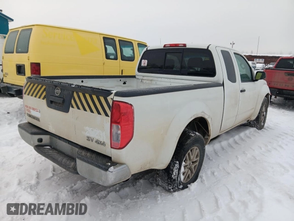 2015 Nissan Frontier SV z VIN 1N6AD0CW5FN719777, wystawiony jako Copart lot #43763175 z przebiegiem 159 190 mil mil oraz Czysty tytuł • Clean title. Historia ofert i sprzedaży dostępna na DreamBid. Obrazek 3.