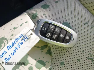 2024 Hyundai Palisade Calligraphy z VIN KM8R74GE2RU677273, wystawiony jako IAAI lot #41989335 z przebiegiem 9 200 mil mil oraz . Historia ofert i sprzedaży dostępna na DreamBid. Obrazek 11.