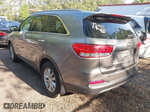 2017 Kia Sorento LX with VIN 5XYPG4A36HG279857, listed as a IAAI auction lot 42115007 with 112,592 mi miles. Bid and sale history available at carsss.com. Image 3.