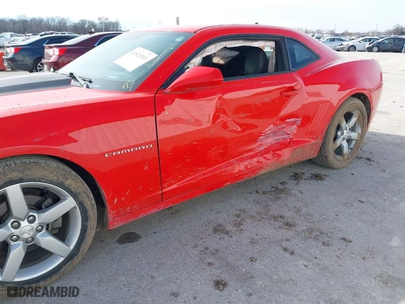 2014 Chevrolet Camaro LT with VIN 2G1FC1E30E9143756, listed as a IAAI auction lot 41523311 with 71,812 mi miles. Bid and sale history available at carsss.com. Image 6.