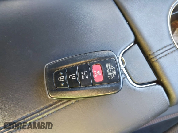 2019 Toyota Avalon XLE with VIN 4T1BZ1FB6KU014330, listed as a IAAI auction lot 41360733 with 67,499 mi miles and . Bid and sale history available at DreamBid. Image 11.