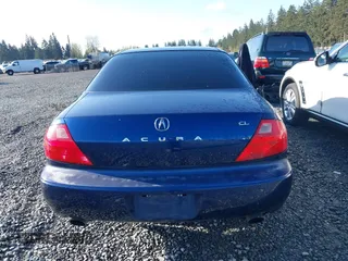 2002 Acura CL with VIN 19UYA42472A001930, listed as a IAAI auction lot 42008990 with 180,327 mi miles. Bid and sale history available at carsss.com. Image 15.
