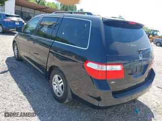 2007 Honda Odyssey EX-L with VIN 5FNRL38767B134735, listed as a IAAI auction lot 41980635 with 193,900 mi miles. Bid and sale history available at carsss.com. Image 3.