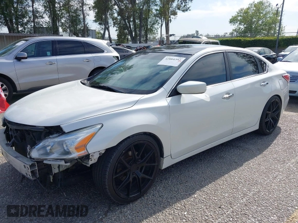 2014 Nissan Altima S with VIN 1N4AL3AP4EN223862, listed as a IAAI auction lot 42004392 with 140,450 mi miles and . Bid and sale history available at DreamBid. Image 2.