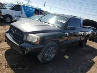 2006 Dodge Dakota SLT with VIN 1D7HW42N56S698951, listed as a Copart auction lot 52002705 with 193,793 mi miles and Clean Title. Bid and sale history available at carsss.com. Image 1.