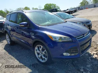 2014 Ford Escape Titanium with VIN 1FMCU0JX2EUB78596, listed as a IAAI auction lot 41994873 with 96,437 mi miles. Bid and sale history available at carsss.com. Image 1.