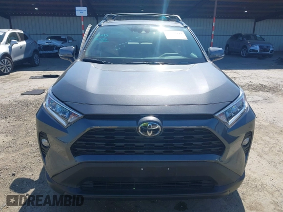 2020 Toyota RAV4 XLE Premium with VIN 2T3C1RFV3LW065281, listed as a IAAI auction lot 41756443 with 17,354 mi miles. Bid and sale history available at carsss.com. Image 12.