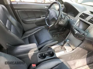 2007 Honda Accord EX с VIN 1HGCM56747A813740, выставлен на аукционе Copart как лот 59491495 с пробегом 304 230 миль миль и Списание • Salvage title. История ставок и продаж доступна на DreamBid. Изображение 7.