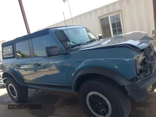 2022 Ford Bronco with VIN 1FMEE5DP9NLB61055, listed as a IAAI auction lot 42359888 with 70,668 mi miles and . Bid and sale history available at DreamBid. Image 14.