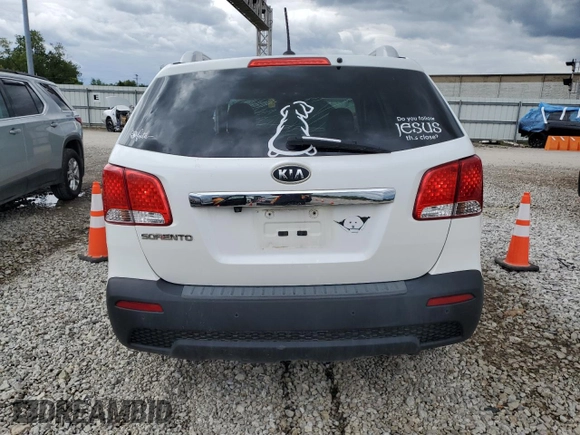 2013 Kia Sorento LX with VIN 5XYKTCA65DG344637, listed as a Copart auction lot 58009115 with 168,314 mi miles and Salvage title. Bid and sale history available at DreamBid. Image 6.