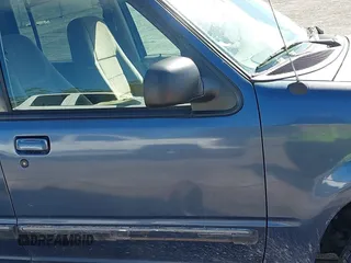 2000 Ford Explorer XLT с VIN 1FMZU63E4YZB16522, выставлен на аукционе IAAI как лот 41104271 с пробегом 259 369 миль миль и . История ставок и продаж доступна на DreamBid. Изображение 12.