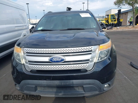 2011 Ford Explorer XLT z VIN 1FMHK7D87BGA07216, wystawiony jako IAAI lot #42754194 z przebiegiem 218 220 mil mil oraz . Historia ofert i sprzedaży dostępna na DreamBid. Obrazek 14.