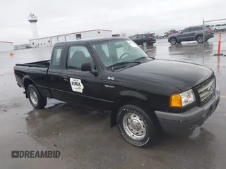2001 Ford Ranger XL with VIN 1FTYR14V11PB63009, listed as a IAAI auction lot 42086209 with 26,607 mi miles. Bid and sale history available at carsss.com. Image 1.