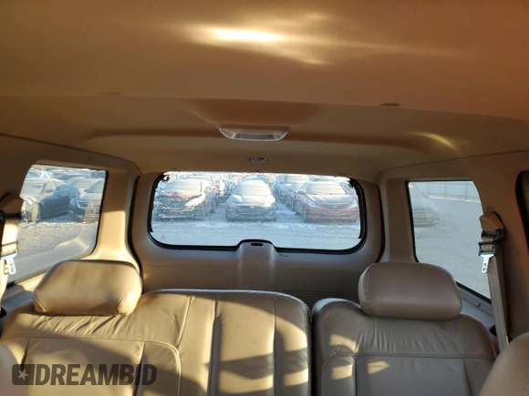 2001 Ford Explorer Eddie Bauer with VIN 1FMZU84P01UB51671, listed as a Copart auction lot 82465744 with 127,592 mi miles and Clean title. Bid and sale history available at DreamBid. Image 10.