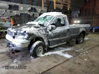 2003 Ford F-350 XL with VIN 1FTSF31LX3EB18971, listed as a Copart auction lot 42481305 with 151,750 mi miles and Salvage Title. Bid and sale history available at DreamBid. Image 1.