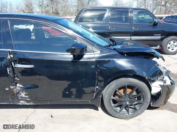 2014 Nissan Sentra SV with VIN 3N1AB7AP3EY216041, listed as a IAAI auction lot 41646043 with 132,008 mi miles. Bid and sale history available at carsss.com. Image 21.