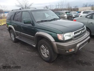 2000 Toyota 4Runner Limited with VIN JT3HN87R6Y9044393, listed as a IAAI auction lot 41797593 with 305,243 mi miles. Bid and sale history available at carsss.com. Image 1.