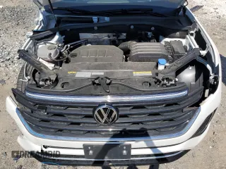2024 Volkswagen Atlas SEL R-Line z VIN 1V2AE2CA8RC203816, wystawiony jako Copart lot #55007815 z przebiegiem 16 079 mil mil oraz Szkoda całkowita • Salvage title. Historia ofert i sprzedaży dostępna na DreamBid. Obrazek 12.