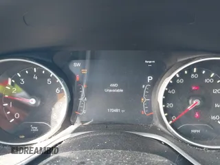 2018 Jeep Compass Latitude with VIN 3C4NJDBB6JT200846, listed as a IAAI auction lot 42777847 with 170,481 mi miles and . Bid and sale history available at DreamBid. Image 7.