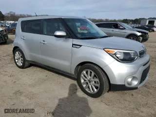 2019 Kia Soul + with VIN KNDJP3A52K7690257, listed as a Copart auction lot 46358195 with 101,471 mi miles and Salvage Title. Bid and sale history available at carsss.com. Image 4.