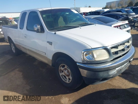 1998 Ford F-150 with VIN 1FTZX17W5WKC29368, listed as a IAAI auction lot 41768833 with 259,069 mi miles and . Bid and sale history available at DreamBid. Image 1.