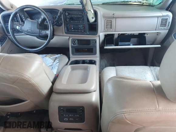 2004 Chevrolet Suburban LS with VIN 1GNFK16Z24J243056, listed as a Copart auction lot 84612654 with 0 mi miles and Clean Title. Bid and sale history available at carsss.com. Image 8.