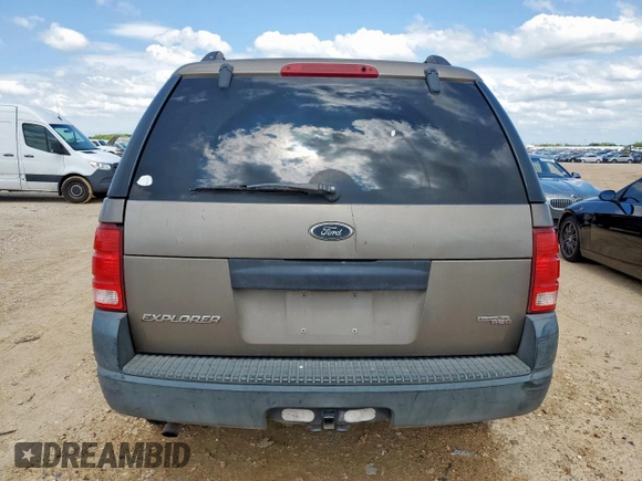 2005 Ford Explorer XLS with VIN 1FMZU62K55UA40924, listed as a Copart auction lot 60080185 with 185,200 mi miles and Salvage title. Bid and sale history available at DreamBid. Image 6.