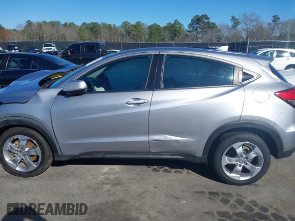 2019 Honda HR-V LX with VIN 3CZRU6H32KG732412, listed as a IAAI auction lot 41641503 with 70,990 mi miles. Bid and sale history available at carsss.com. Image 14.