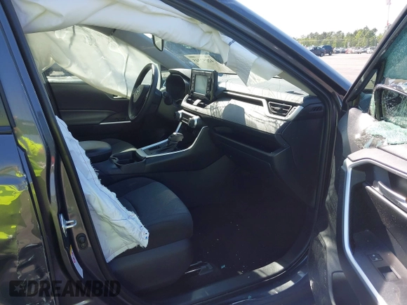 2019 Toyota RAV4 XLE with VIN 2T3W1RFV7KW003930, listed as a IAAI auction lot 42052345 with 38,954 mi miles. Bid and sale history available at carsss.com. Image 5.