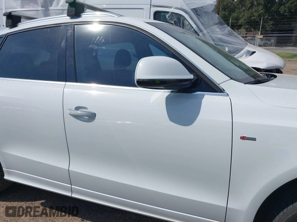 2015 Audi Q5 Premium Plus with VIN WA1DGAFP6FA079260, listed as a IAAI auction lot 41567591 with 195,848 mi miles. Bid and sale history available at carsss.com. Image 13.