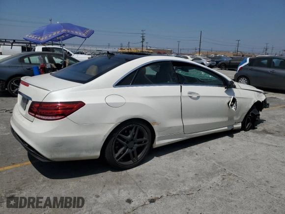 2014 Mercedes-Benz E 550 с VIN WDDKJ7DB4EF240222, выставлен на аукционе Copart как лот 63444535 с пробегом Не указан миль и Списание • Salvage title. История ставок и продаж доступна на DreamBid. Изображение 3.