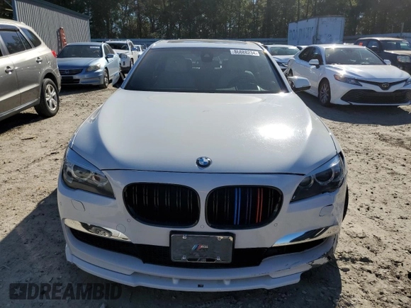 2013 BMW 7 Series 740i with VIN WBAYA6C51DD143366, listed as a Copart auction lot 86688234 with 79,326 mi miles and Salvage Title. Bid and sale history available at carsss.com. Image 5.