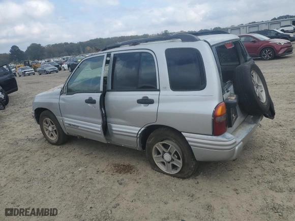 2004 Chevrolet Tracker LT with VIN 2CNBE634746907607, listed as a Copart auction lot 77958934 with NaN miles and Clean Title. Bid and sale history available at carsss.com. Image 2.