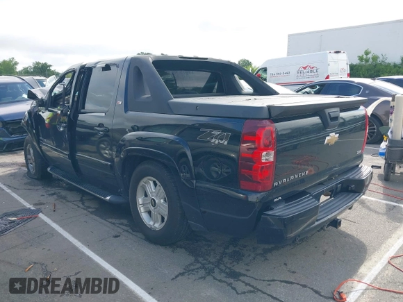 2009 Chevrolet Avalanche 2LT z VIN 3GNFK22039G194858, wystawiony jako IAAI lot #42219784 z przebiegiem 229 757 mil mil oraz . Historia ofert i sprzedaży dostępna na DreamBid. Obrazek 3.