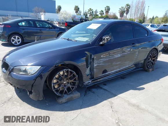 2009 BMW 3 Series 335i with VIN WBAWB73509P158425, listed as a IAAI auction lot 41844083 with 89,684 mi miles and . Bid and sale history available at DreamBid. Image 2.
