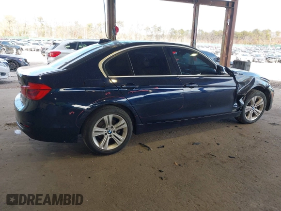 2017 BMW 3 Series 330i xDrive with VIN WBA8D9G51HNU60678, listed as a IAAI auction lot 41262500 with 87,900 mi miles. Bid and sale history available at carsss.com. Image 4.