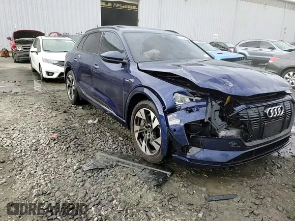 2022 Audi e-tron Premium with VIN WA1AAAGE7NB005033, listed as a Copart auction lot 83364684 with 62,878 mi miles and Salvage Title. Bid and sale history available at DreamBid. Image 14.