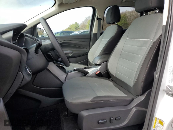 2015 Ford Escape SE with VIN 1FMCU9GX5FUB32807, listed as a Copart auction lot 77931094 with 111,212 mi miles and Non Repairable. Bid and sale history available at carsss.com. Image 7.