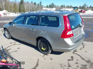 2008 Volvo V70 with VIN YV1BW982881009997, listed as a IAAI auction lot 41642270 with 116,010 mi miles and . Bid and sale history available at DreamBid. Image 3.