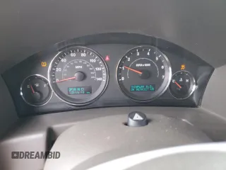 2006 Jeep Commander with VIN 1J8HH48N96C179559, listed as a Copart auction lot 77685214 with 184,513 mi miles and Clean Title. Bid and sale history available at carsss.com. Image 9.