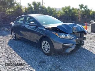 2021 Kia Forte LXS z VIN 3KPF24AD6ME304153, wystawiony jako IAAI lot #41880285 z przebiegiem 37 249 mil mil oraz . Historia ofert i sprzedaży dostępna na DreamBid. Obrazek 1.