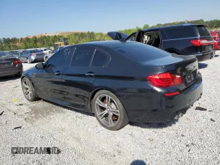 2013 BMW M5 z VIN WBSFV9C55DC772482, wystawiony jako Copart lot #52575345 z przebiegiem 173 513 mil mil oraz Czysty tytuł • Clean title. Historia ofert i sprzedaży dostępna na DreamBid. Obrazek 2.