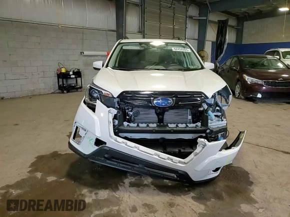 2023 Subaru Forester Premium с VIN JF2SKAEC5PH452213, выставлен на аукционе Copart как лот 62458905 с пробегом 13 180 миль миль и Списание • Salvage title. История ставок и продаж доступна на DreamBid. Изображение 15.